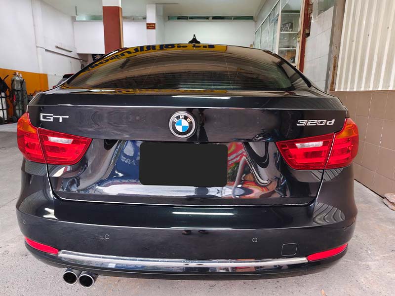 ซ่อมแอร์ BMW 320d GT F30 แอร์ไม่เย็น