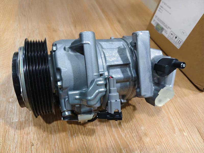 ซ่อมแอร์ Nissan X-Trail T32 แอร์ไม่เย็น